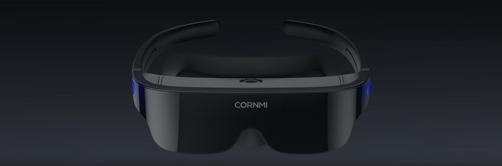 Head Mounted Displays  Immersive Viewing for the Ultimate Experience